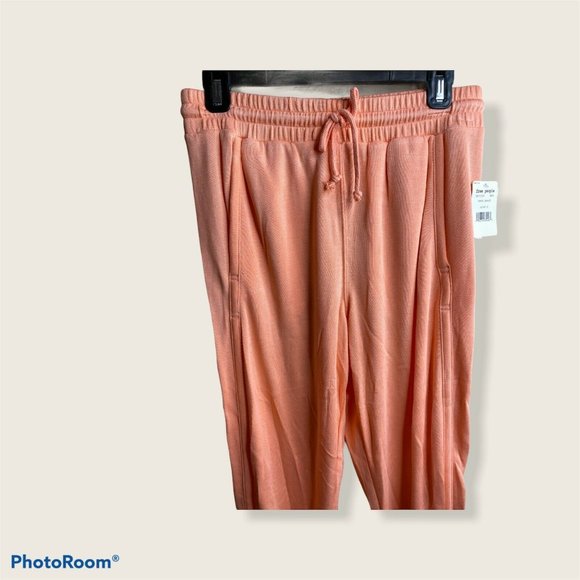 NWT Free People Back Into It Jogger Neon Peach - Picture 7 of 12